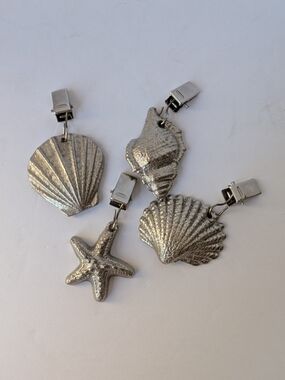 Vintage Set Of 4 Nautical Clip On Charms Shells Starfish Small Heavy Weights